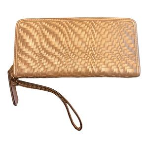 INC International Concepts Metallic Gold Wristlet Clutch Wallet NWOT 4x8